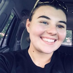 Meet your Posher, Shelby